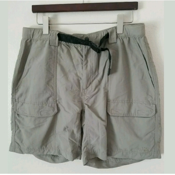 The North Face Mens Size Large Khaki Cargo‎ Shorts - Picture 1 of 8